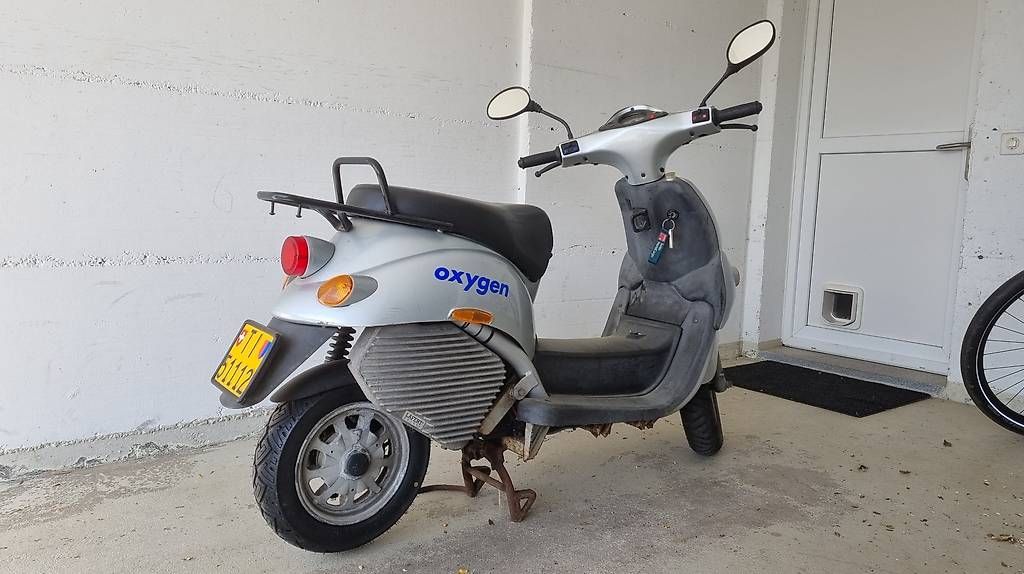 Oxygen Scooter: Scooter elettrico Oxygen – Usato da Pregassona venduto da GioGhielma 1