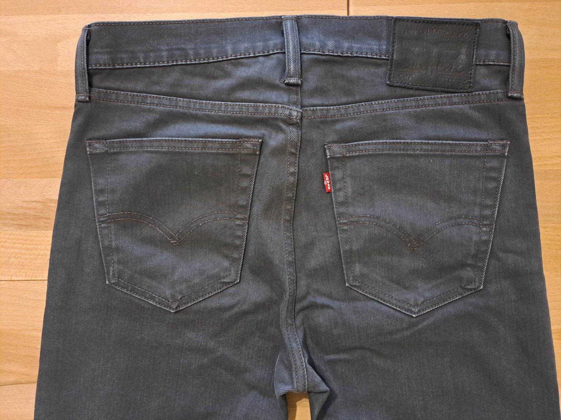 Levi's Jeans: Levis 510 W32 L32 – Nuovo (secondo la descrizione) da Meyrin venduto da dijin 5