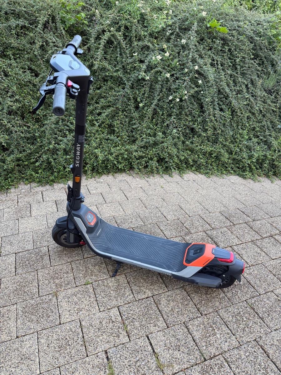 Scooter: E- scooter Segway ninebot P65I – Usato da Beringen venduto da Reisemaus