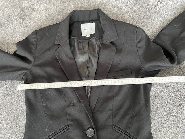 Zebra Giacche: Schwarzer Blazer von Zebra, Grösse XS – Usato da Gossau Sg venduto da olles 4