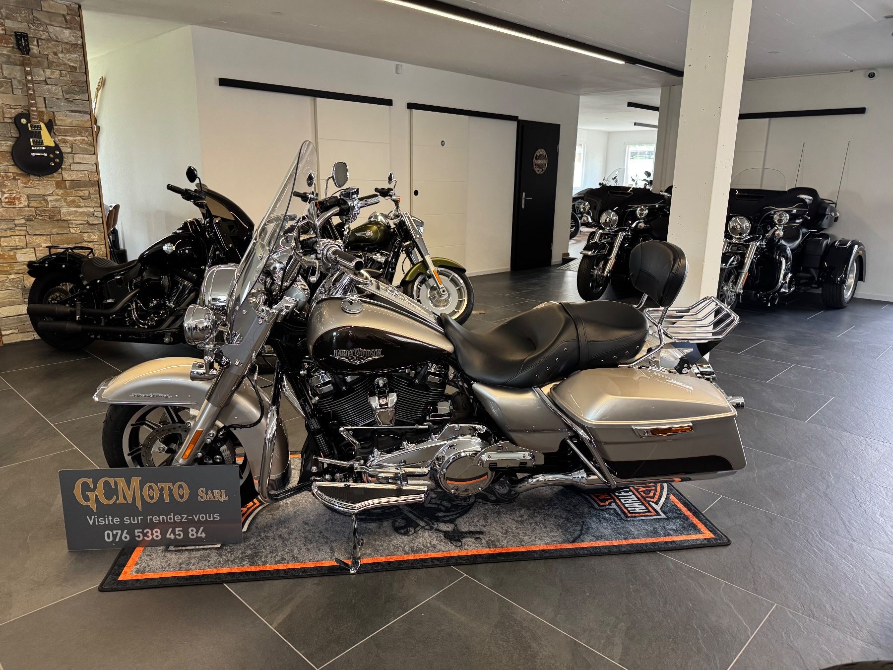 Harley-Davidson Touring: Harley Davidson Road King 107 Touring LEASING POSSIBLE – Usato da Echallens venduto da HD90 5