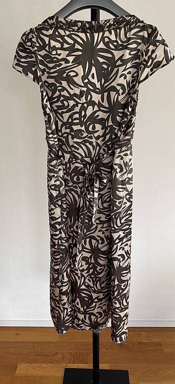 Vestiti: Superleichtes Seidenkleid, Gr. S – Usato da Windisch venduto da eli310 3