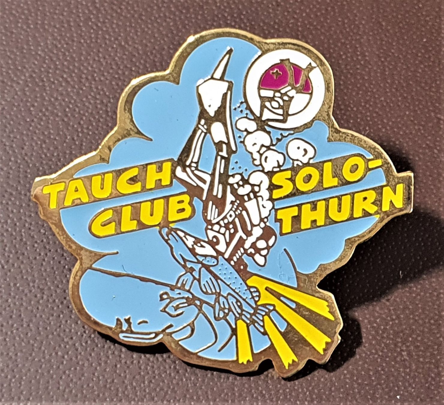 Placchette & Badge: Q972 - Pin Tauch Club Solothurn – Usato da Reinach BL venduto da Boston-Verkauf