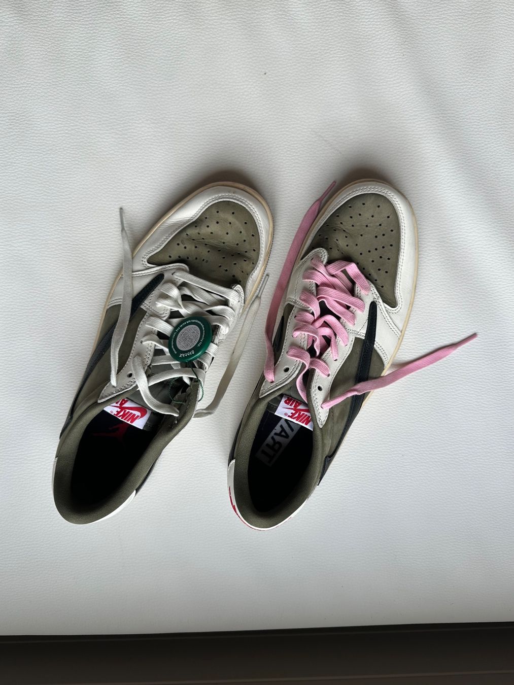 Nike Chaussures hommes: Jordan 1 Retro Low Travis Scott, Reverse Medium Olive – D'occasion à St. Gallen par mar_9ffx 6
