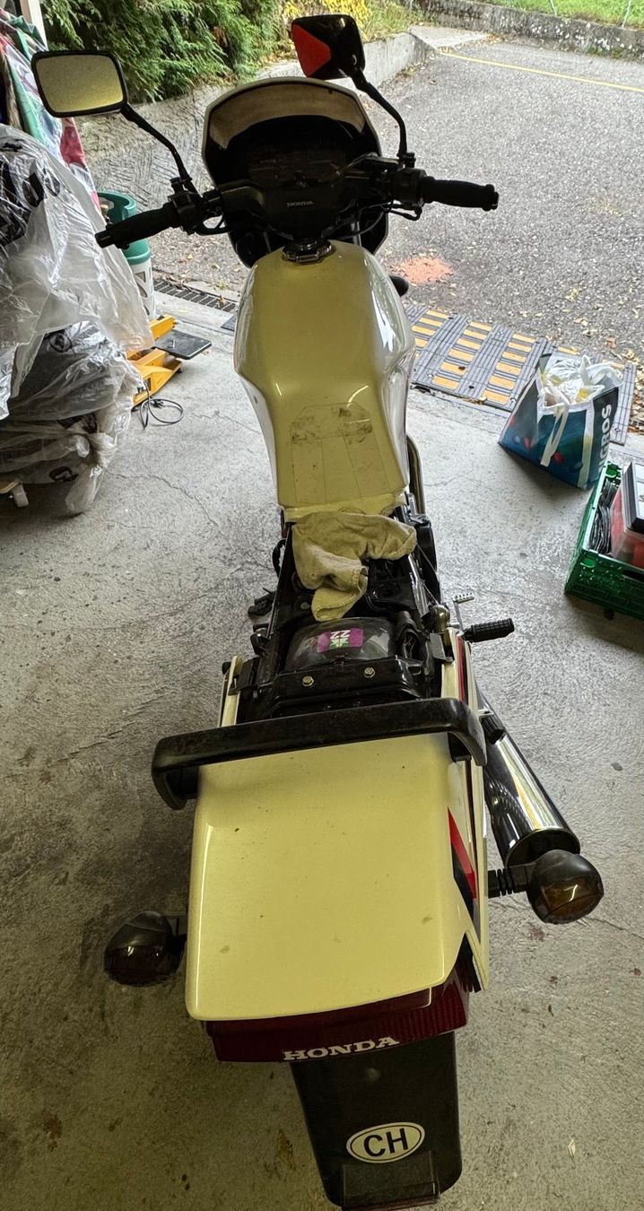 Honda Strada: Motorrad Honda VT 500 E PC11 – Usato da Brügg BE venduto da Pemo 2