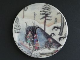 AM LAGERFEUER * Dekoteller by A. Alariesto - ARABIA FINLAND