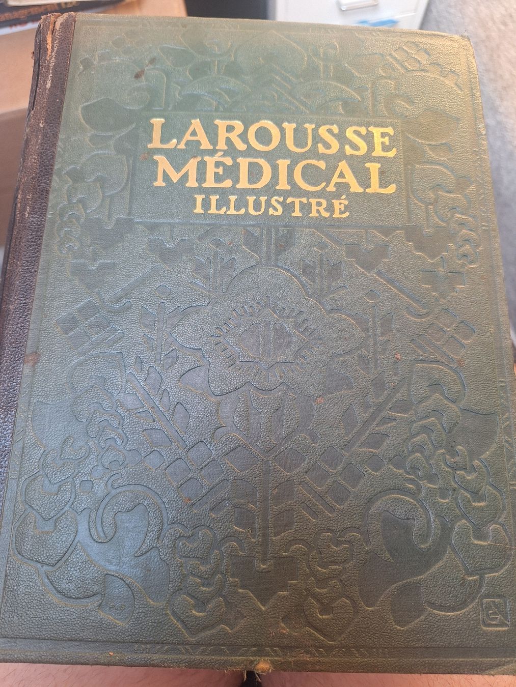 Libri: Larousse Médical Illustré, Édition 1929 – Usato da Tannay venduto da v1n1p00h 2