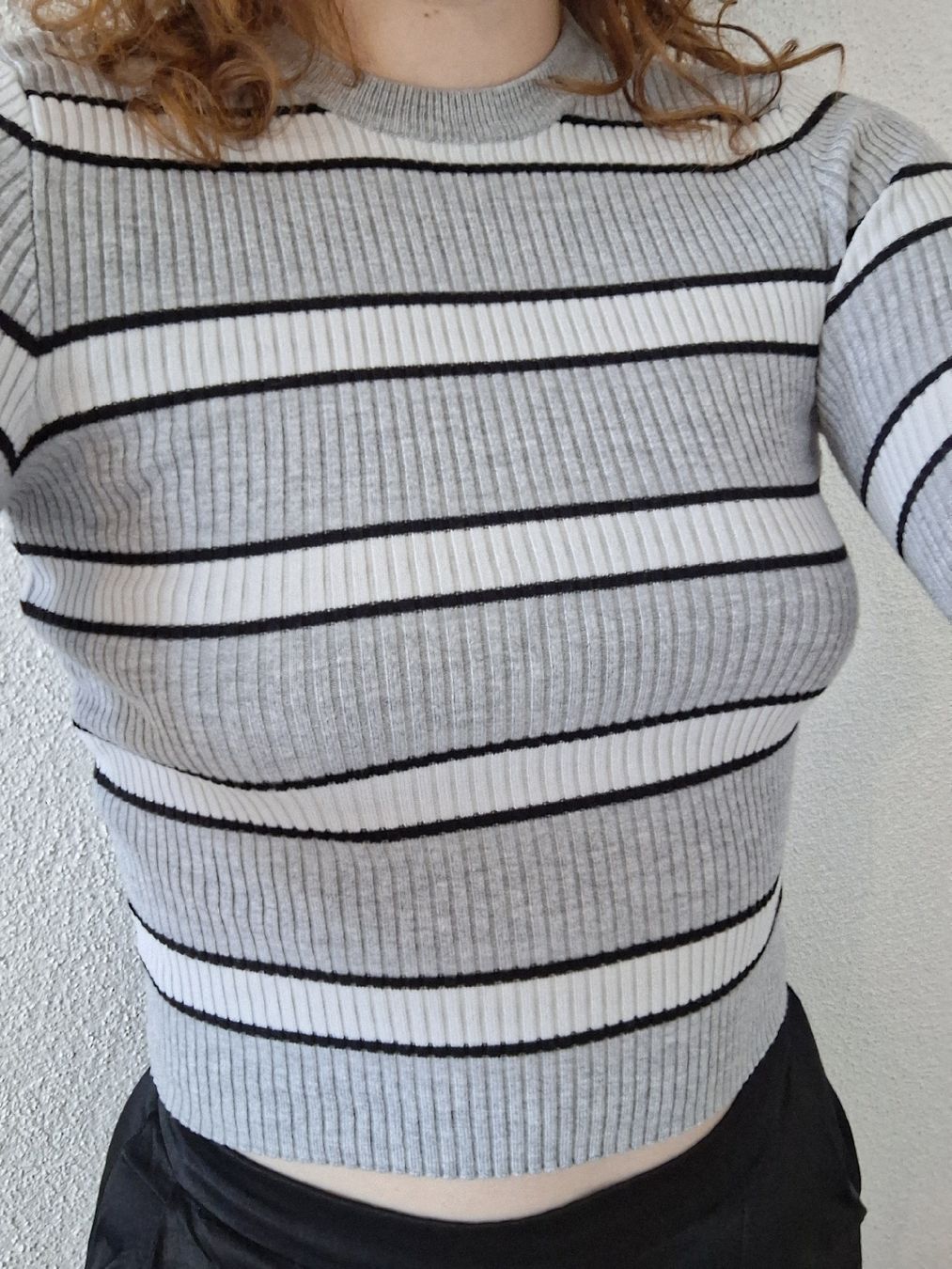 Bershka Tops: Haut rayé Bershka – D'occasion à Ecublens FR par kla_th5j 2