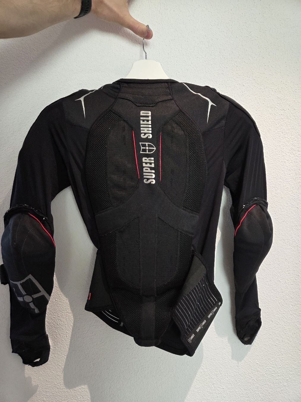 Giacche: Powershield Protektorenjacke Motorrad – Usato da Uffikon venduto da volley253 1