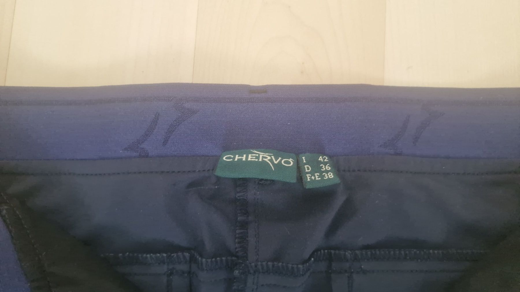 Pantaloni: Golf Hose Chevro gr 36 – Usato da Winterthur venduto da Mmondeo 2