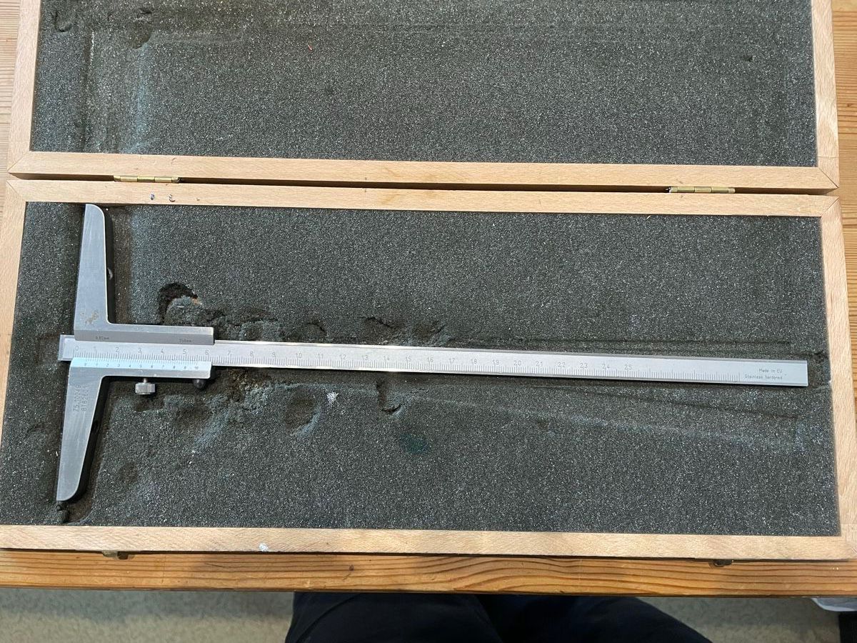 Misurare: Etalon 0-250mm Tiefenmessschieber – Usato da Au TG venduto da and_k8st