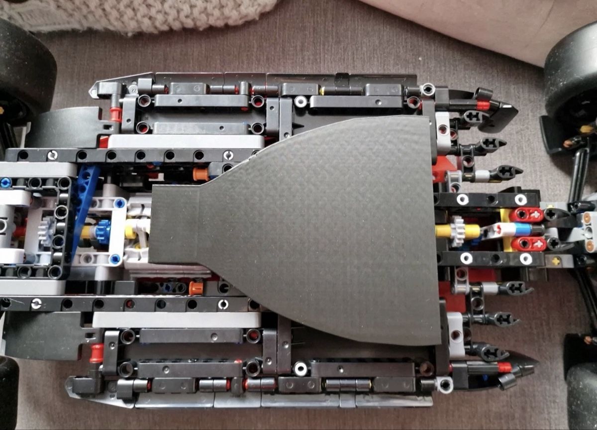 Sonstige Dekorationen & Accessoires: Support mural pour LEGO Technic Ferrari F1 SF-24 42207  – Neu (gemäss Beschreibung) aus Yverdon-les-Bains von ido_w9qy 1