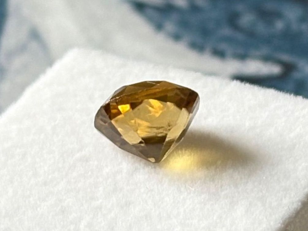 Edelsteine: Sphene Titanit 2.8 ct. – Gebraucht aus Brugg AG von lau_9rvy