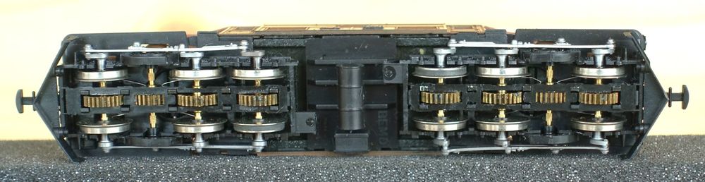 Bemo Modelleisenbahnen: RhB Ge 6/6 I 406, Bemo Art. 1255/6, DC analog. – Gebraucht aus Horw von SwissSteamMemories 4