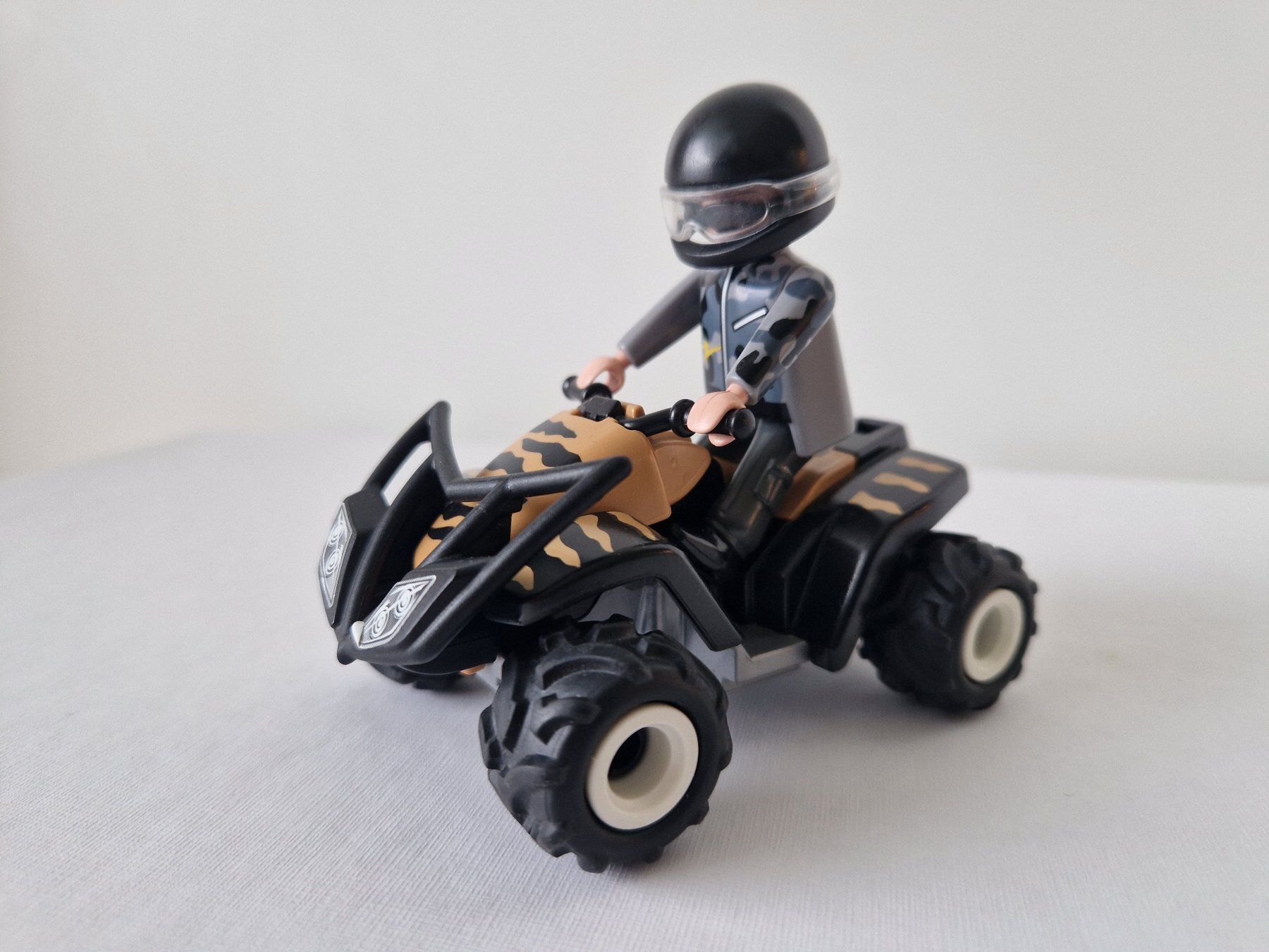 Playmobil Spielzeuge: PLAYMOBIL Quad einzigartiges Camouflage-Muster – Gebraucht aus Gossau SG von dolores_x 4