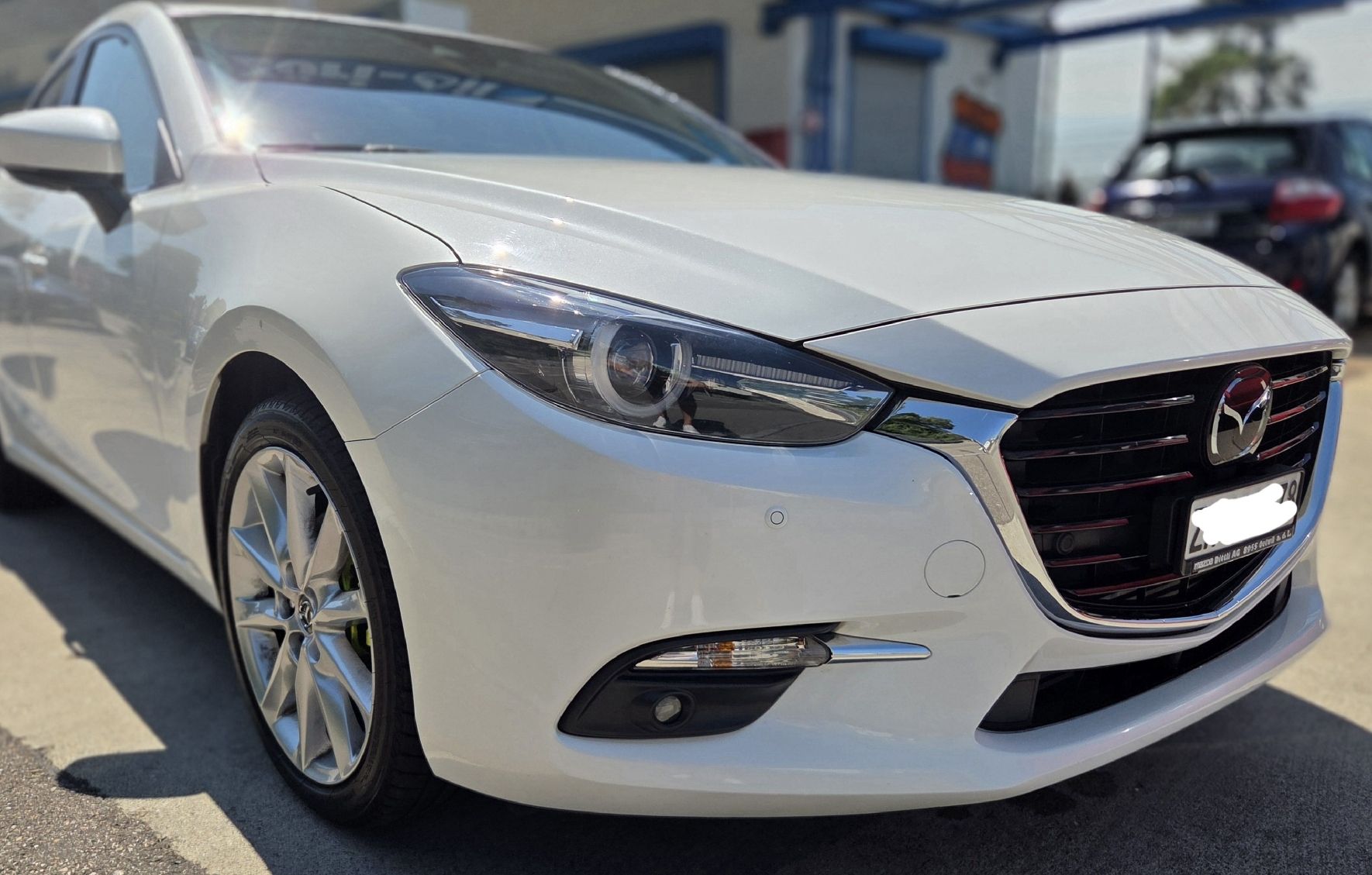 Mazda Autos: Mazda 3  2.2 Skyactiv – Gebraucht aus Oetwil an der Limmat von johnsonstinger75