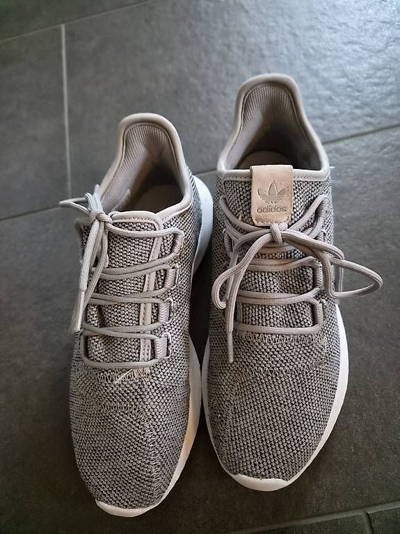 Scarpe da donna: Sneaker Adidas Gr 40 – Usato da Geuensee venduto da claukau 1