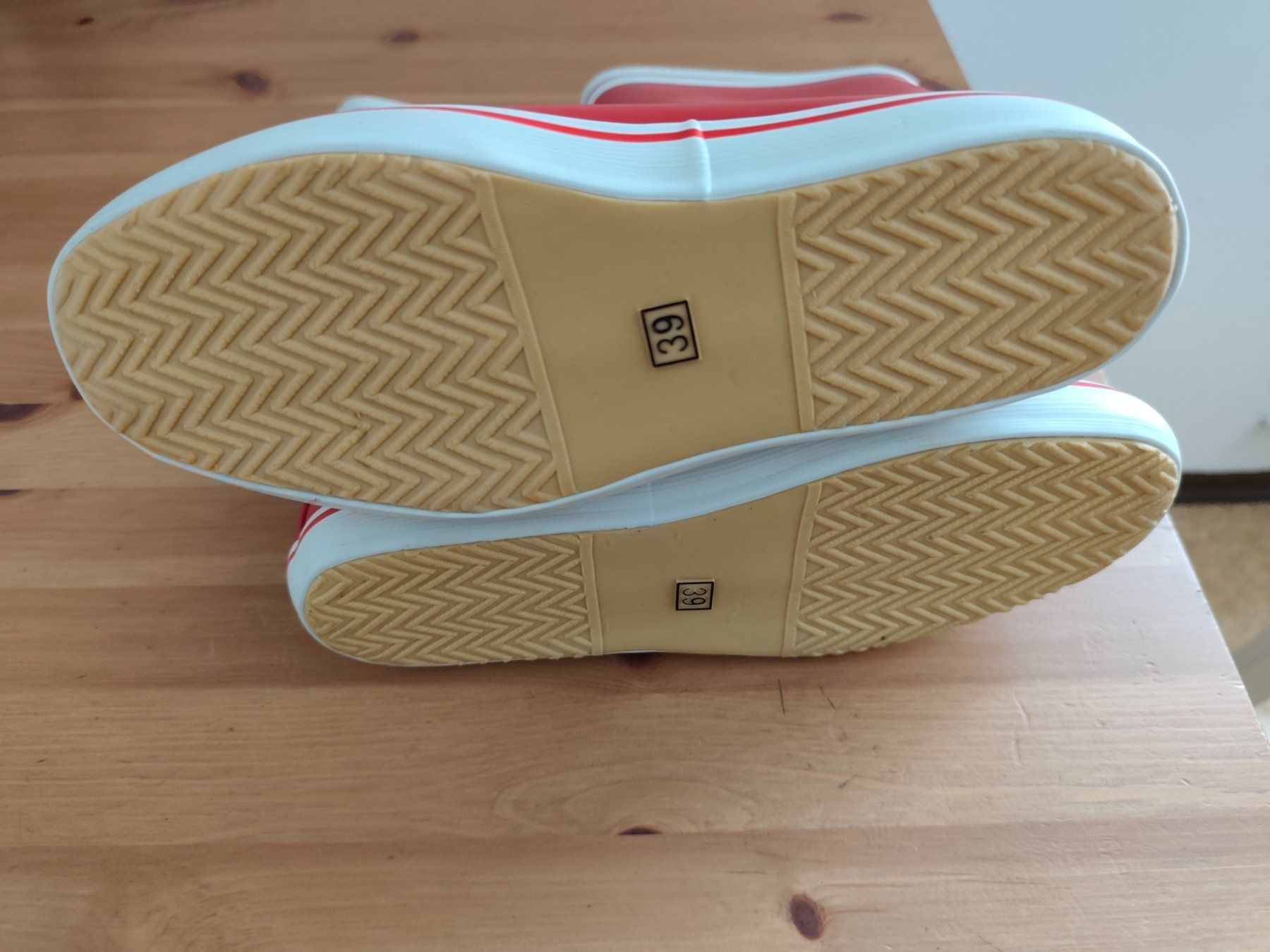 Scarpe da donna: Aigle Gummistiefel in rot, Grösse 39 – Nuovo (secondo la descrizione) da Rheineck venduto da Polcadot 4