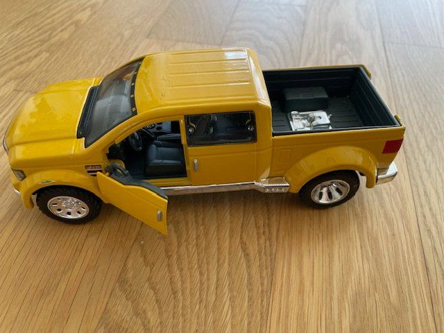 Maisto Modellini d'auto: Metall Auto Maisto Ford 1/31 – Usato da Zürich venduto da Sonnenblume_65 4