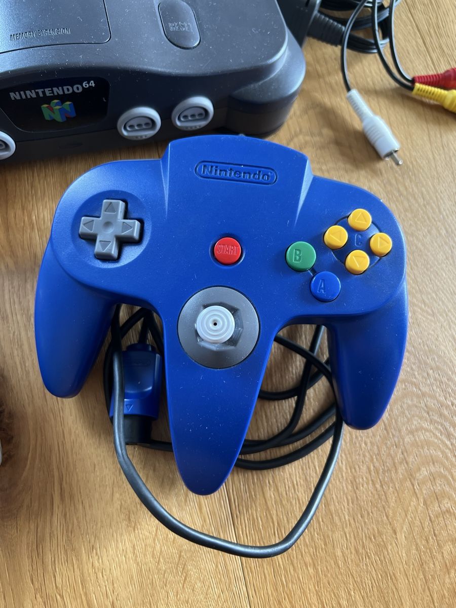 Nintendo Console: Nintendo 64 Konsole TOP – Usato da Schönenbuch venduto da retrohunter 2