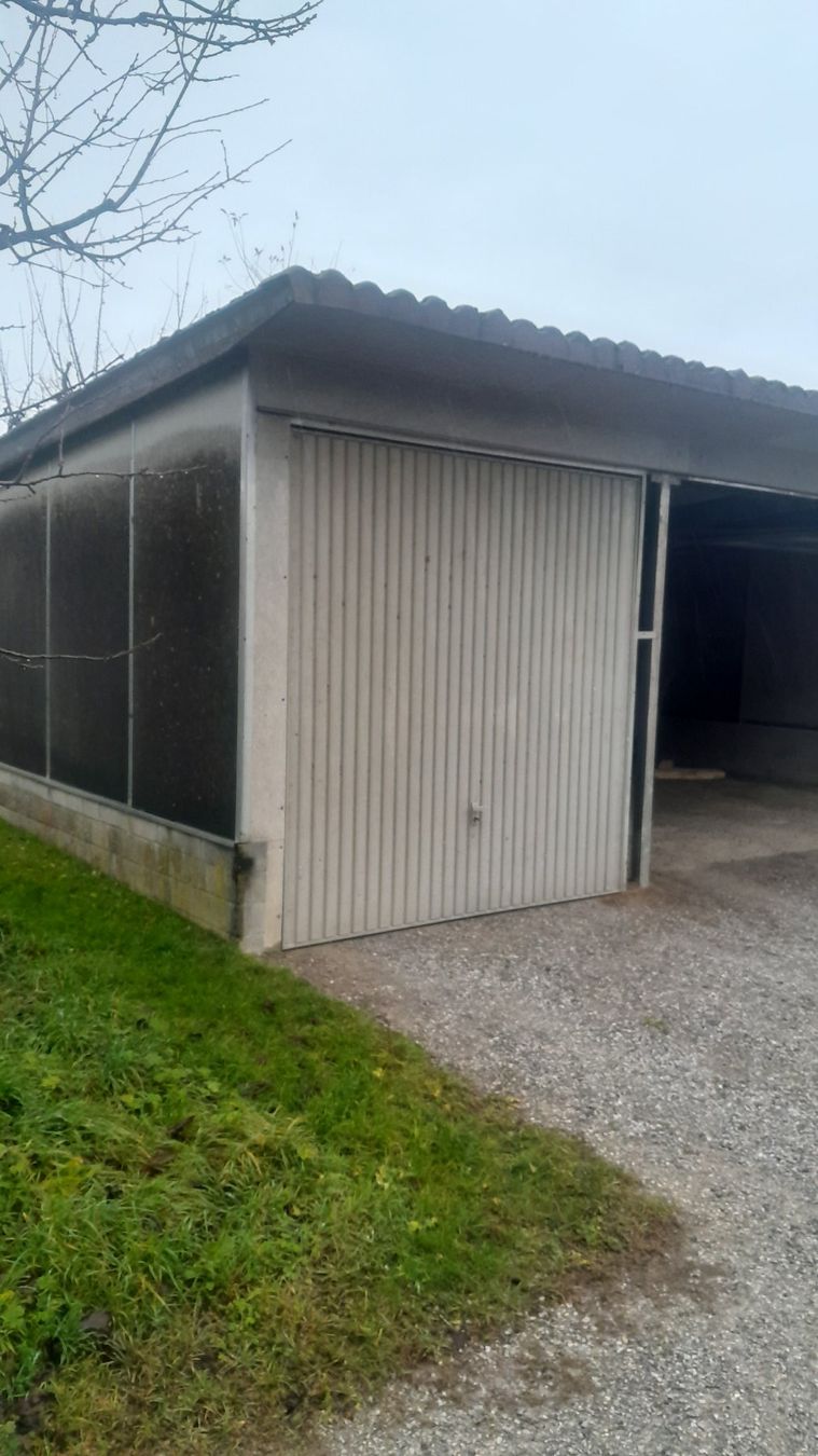 Porte: Garagentor Bernhard – Usato da Messen venduto da acker.gaul