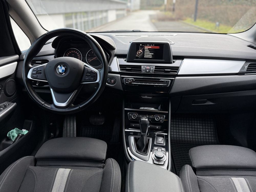 Elegantes Bmw 220d Active Tourer Probleme Ebenbild