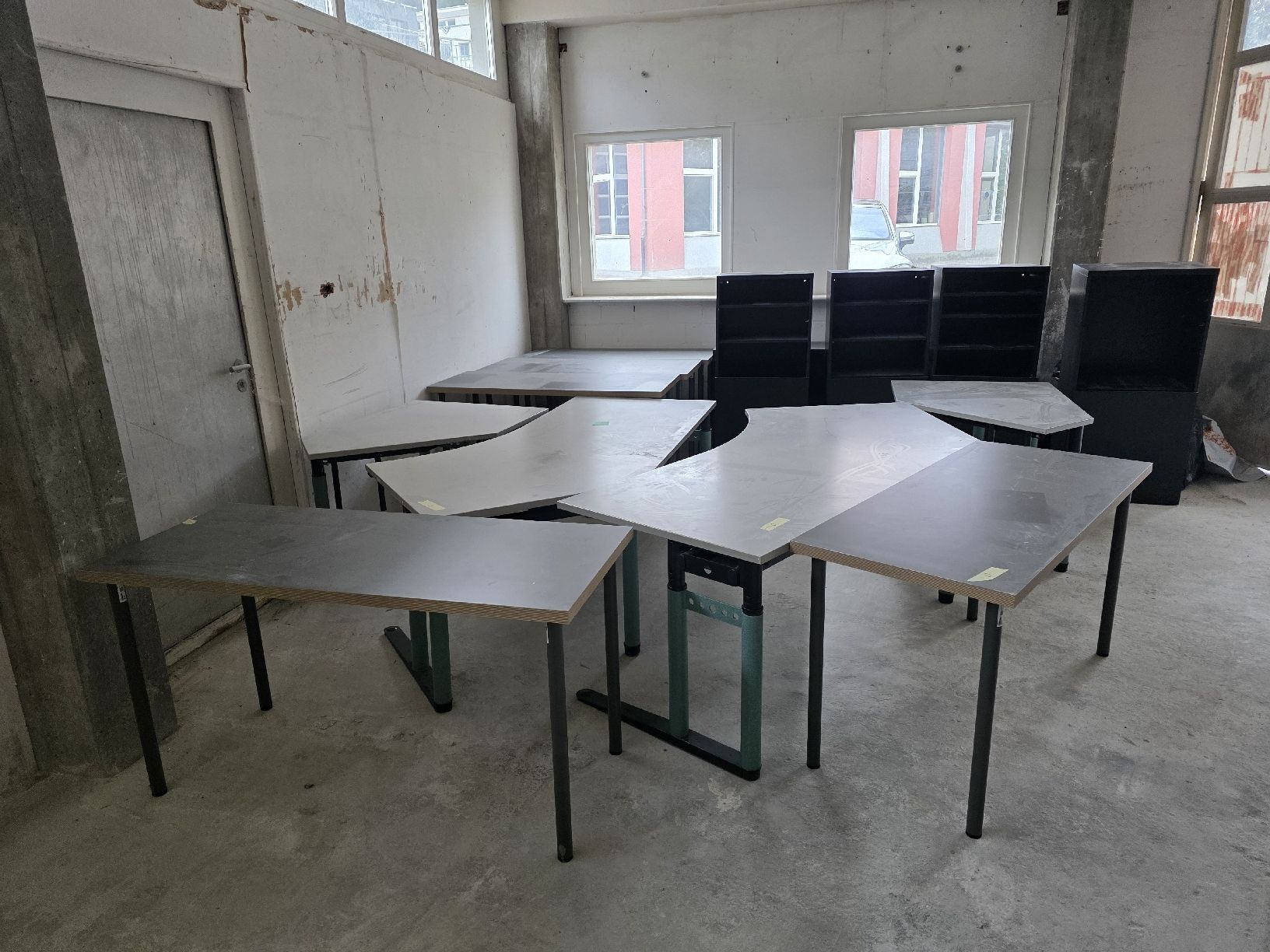 Schreibtische: Büro Möbel – Gebraucht aus Wädenswil von LeandroP01