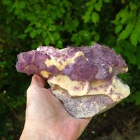 Grosser Fluorit mit Calcit von China, ca. 753 gr.