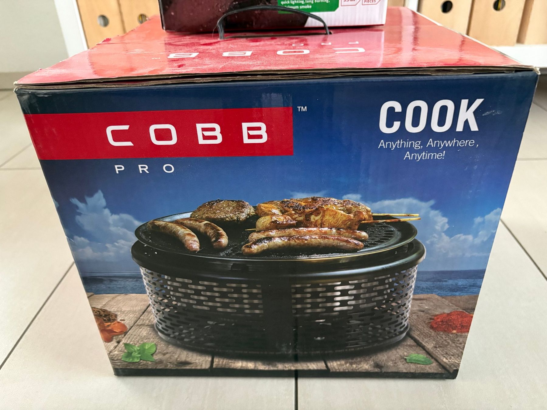 Griglie: Cobb Pro Holzkohlegrill – Nuovo e nell'imballaggio originale da Itingen venduto da blindfire 1