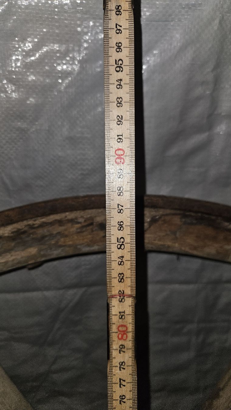 Pneumatici & Ruote complete: Holz Wagenrad – Usato da Wald ZH venduto da Walder8636 1