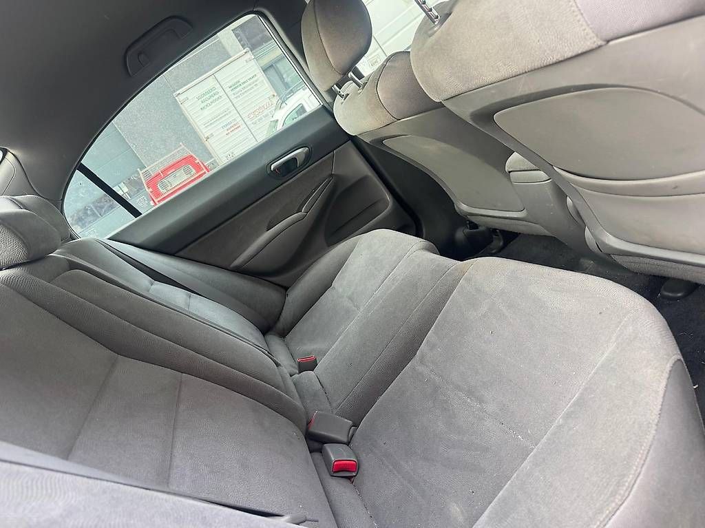 Autos: HONDA Civic 1.3 iDSi IMA Hybrid – Gebraucht aus Cadenazzo von LuismacchineSagl 6