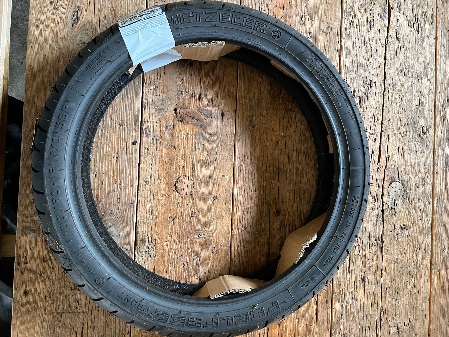 Metzeler Pneus & Kompletträder: Metzeler 100/80-16 – Neu und originalverpackt aus Schiers von kuanzi 1