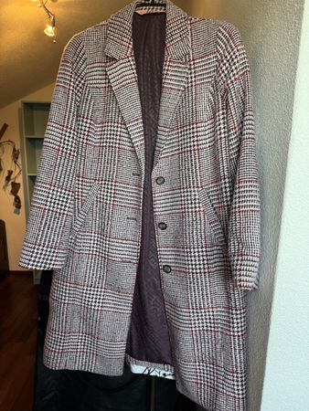 Coat checked pattern size L/44 used condition