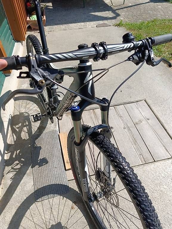 Specialized Biciclette: Specialized Carbon Mountainbike L – Usato da Zürich venduto da study.books 2