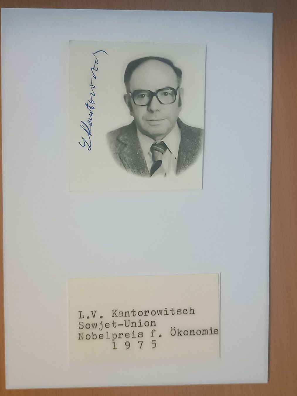 Autogramme: Leonid Kantorowitsch - Nobelpreis - †1986 handsigniert – Gebraucht aus Menziken von Artographs