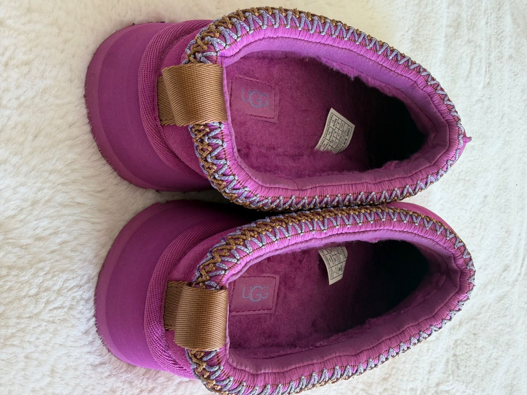Ugg Chaussures femmes: PINK UGGS – Neuf (Voir description) à Lausanne par naa_f7gg 4