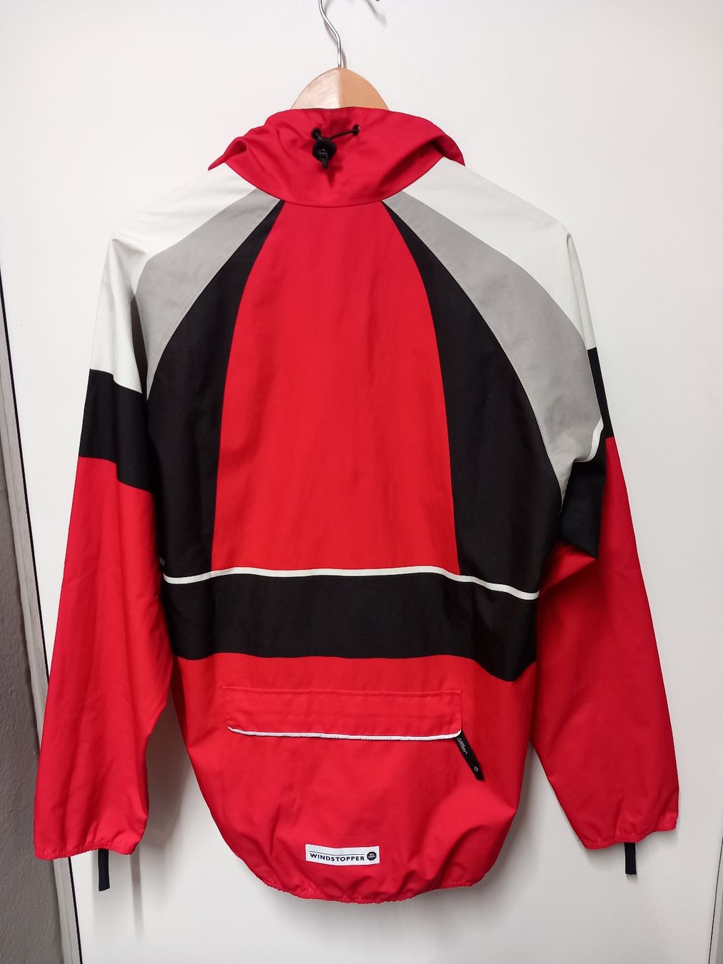 Löffler Giacche: Löffler Bike Jacke Windstopper Gr.S – Usato da Gwatt (Thun) venduto da umwelt-brocki 2