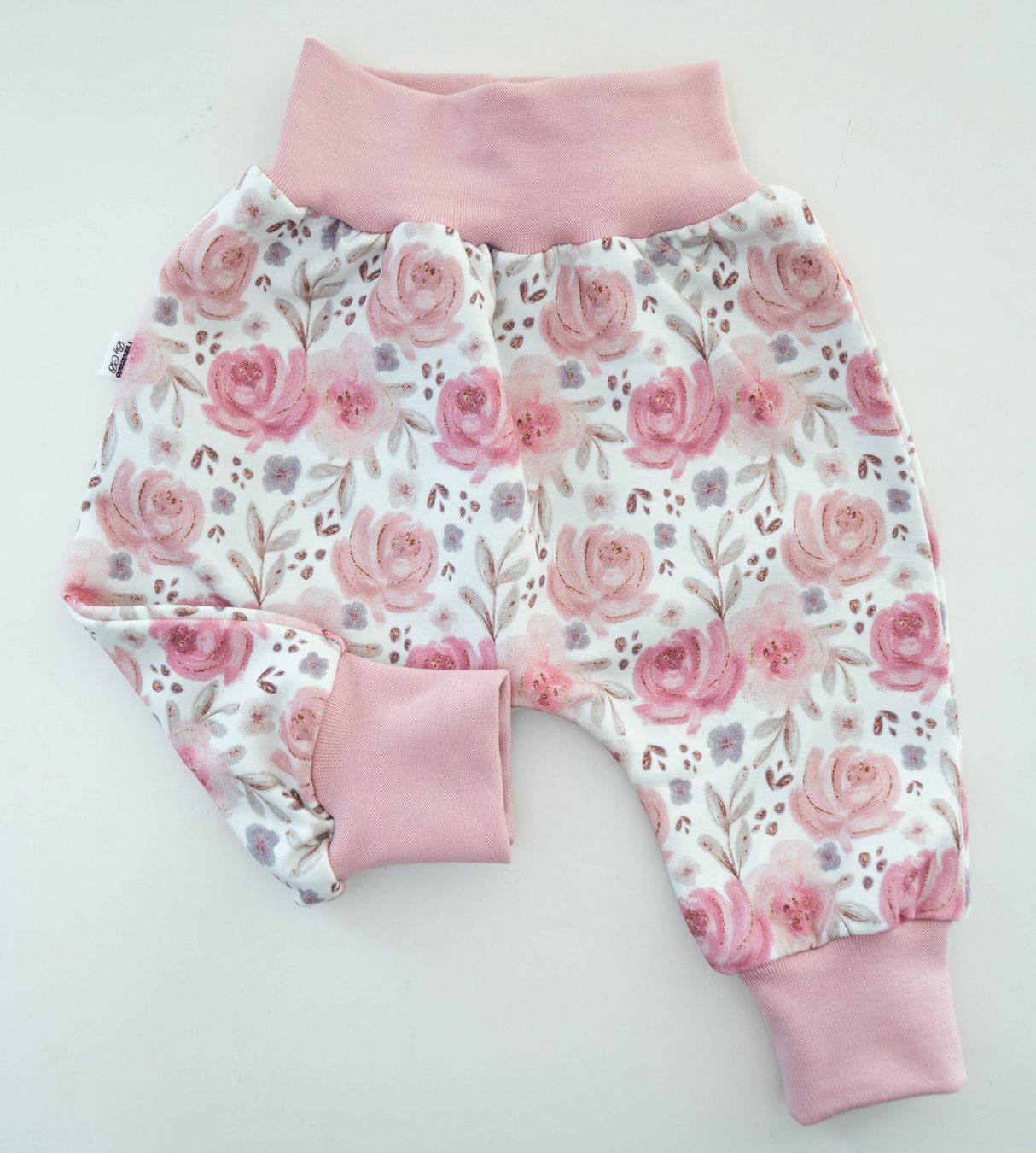 Pantaloni: Sweat Pumphose mit Rosen Gr.86/92 - NEU – Nuovo e nell'imballaggio originale da Zürich venduto da sambaum