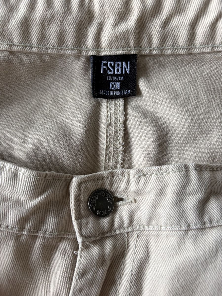 Pantaloni: Pantalon Cargo beige XL – Usato da Fribourg venduto da jer_p6kc 5