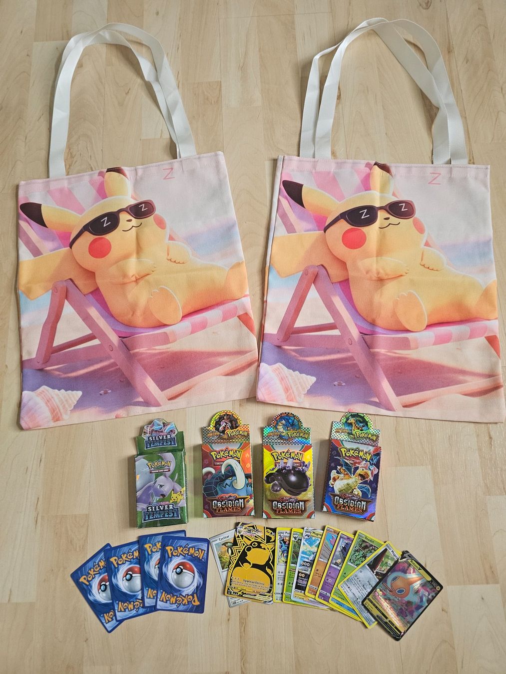 Sammelbilder & Trading cards: Pokémon Karten Set und Pikachu Tasche – Gebraucht aus Balterswil von Dikdik1992