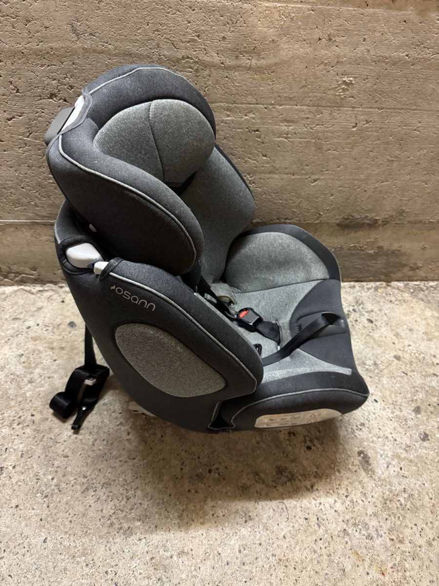 Seggiolini per auto: Kindersitz Osann, Gruppe 1/2/3, gebraucht – Nuovo (secondo la descrizione) da Lohn-Ammannsegg venduto da gia_8ss9 1