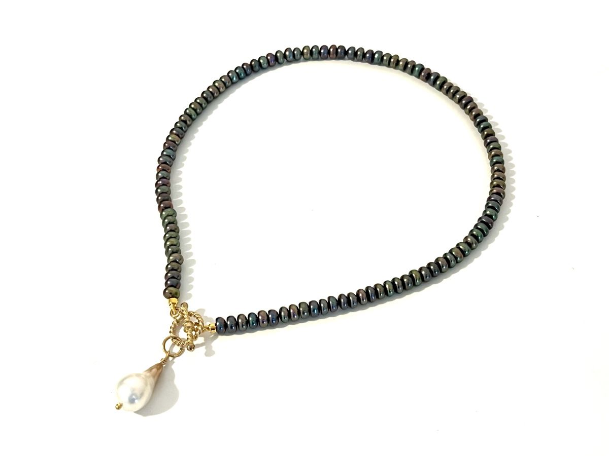 Ketten: Black Pearl Necklace - Gold Plated Silver – Neu und originalverpackt aus Rüschlikon von ThereseJewelryDesign 4