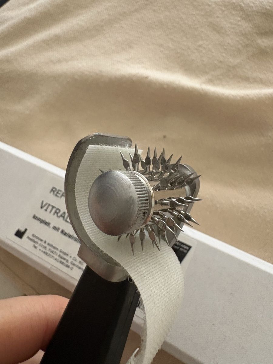Medizinische Geräte: REF E-68100 Vitralisator mit Kadelrolle E-68102 neu – Gebraucht aus Neftenbach von Carbom 1
