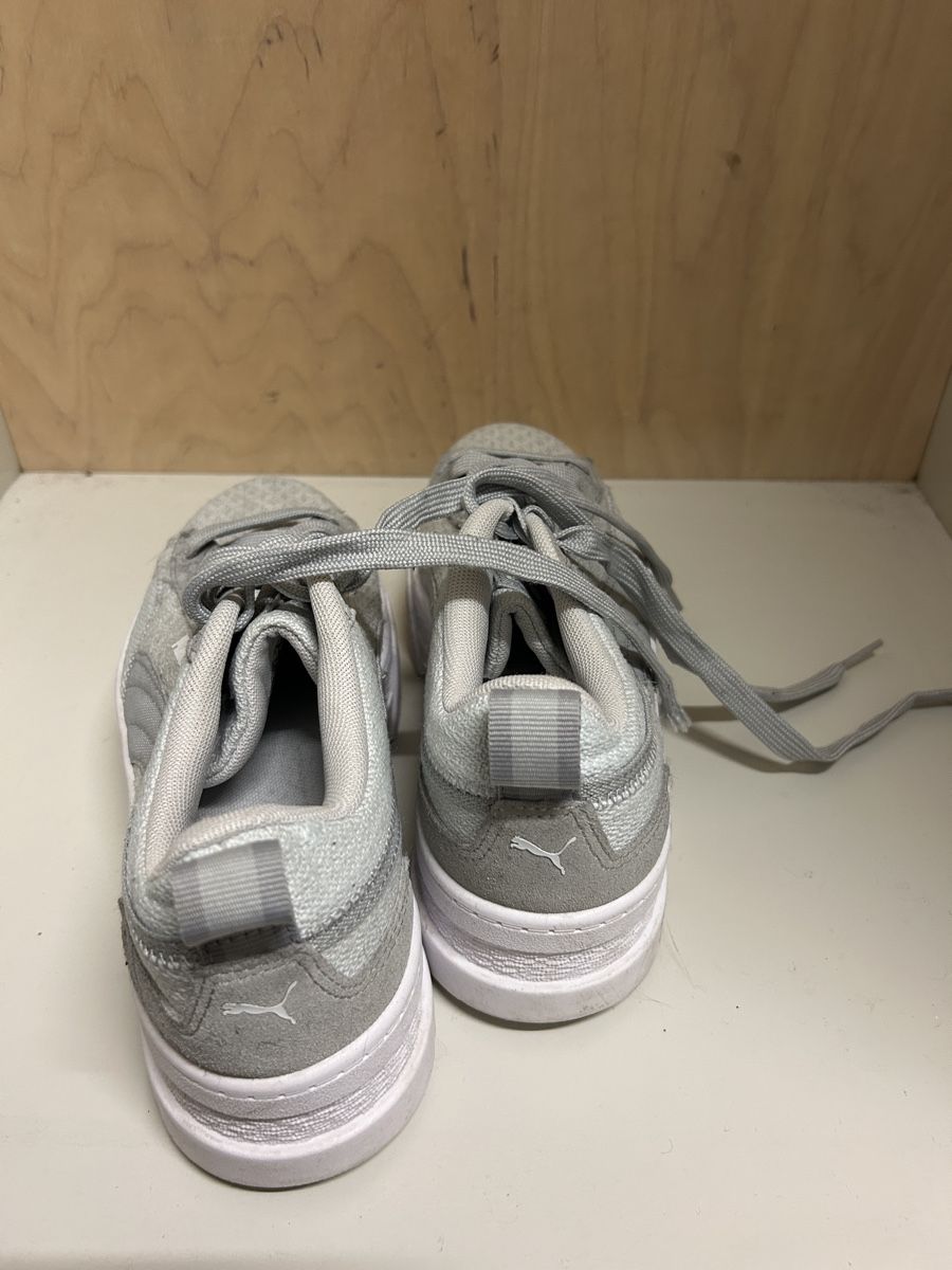 Puma Scarpe da donna: Puma Plateau Sneaker grau – Usato da Thun venduto da ann_j9cx 1
