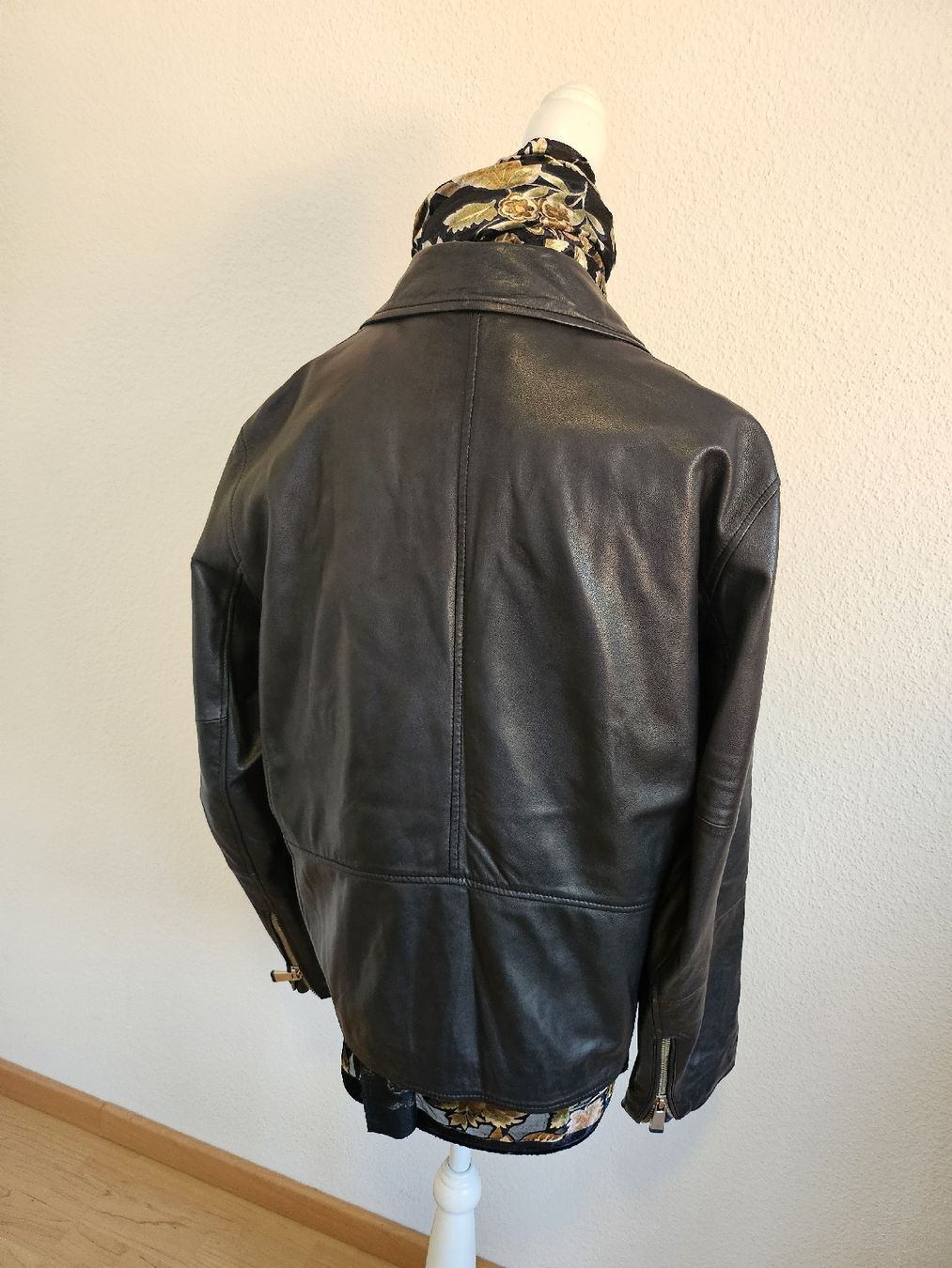 Armani Giacche: Echte Lederjacke Armani Exchange Gr. L – Usato da Degersheim venduto da wul_5vdb 1
