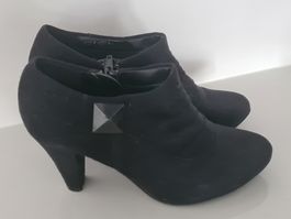 Niederige Damen Stiefeletten Gr. 35
