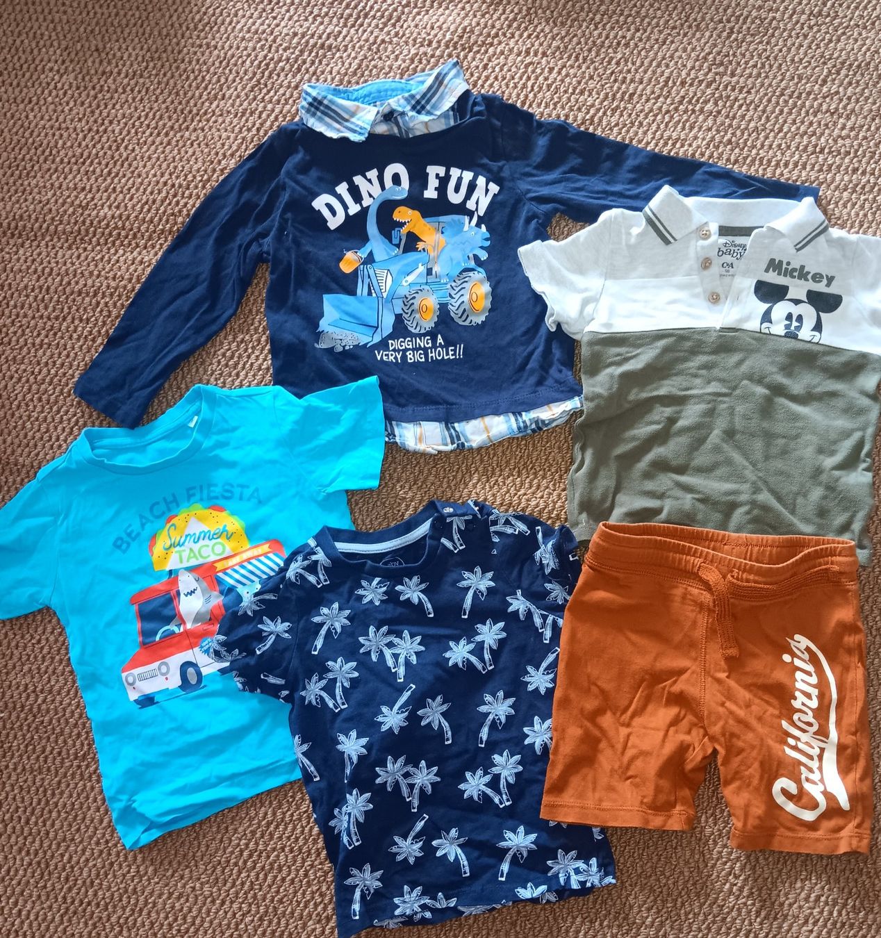 Lotti & Set di vestiti: Baby Kleider Paket ,Gr.74 /80 – Usato da Oftringen venduto da WufffWuff