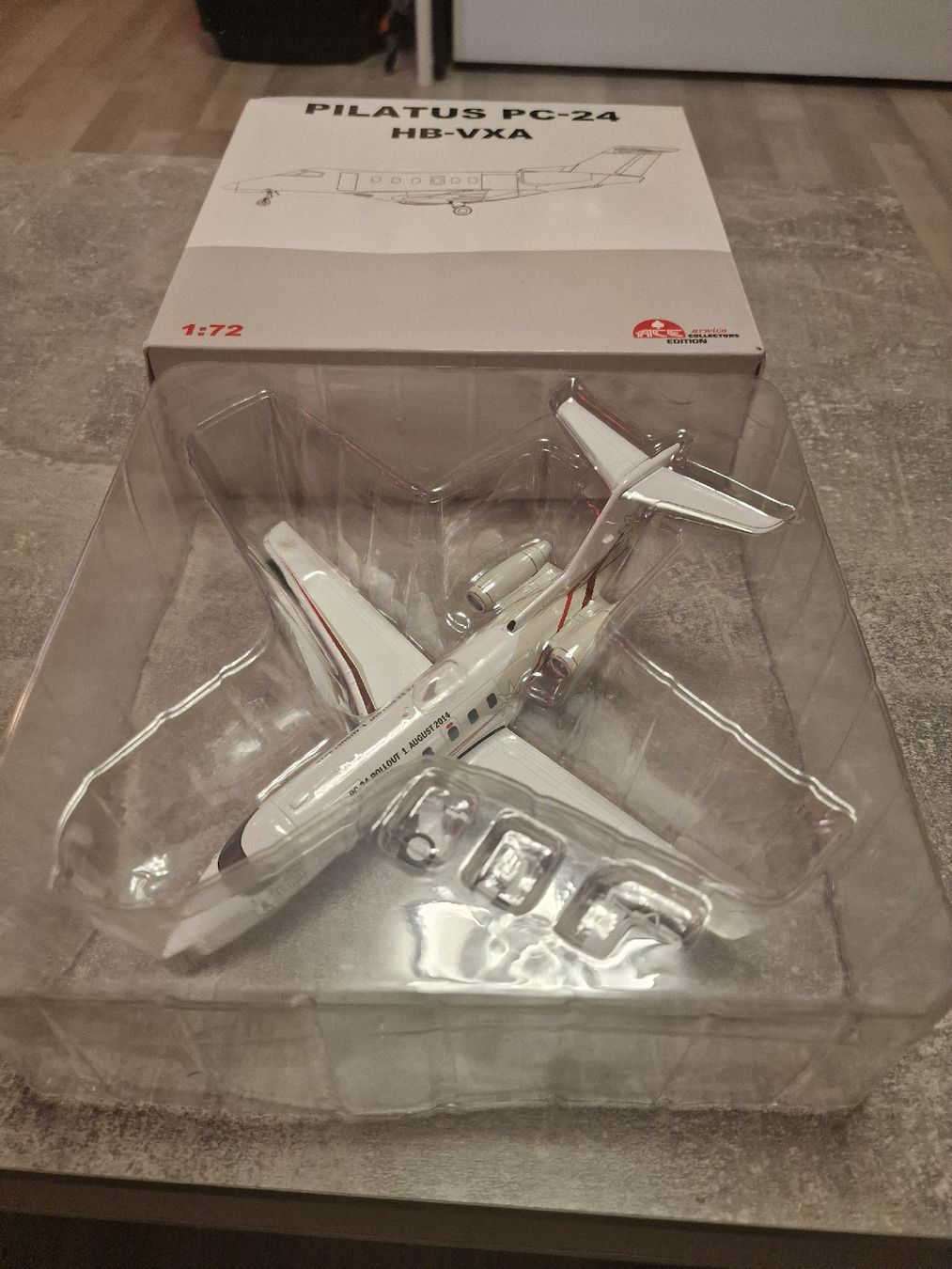 Kit di modellismo & Modellini statici: Pilatus PC-24 arwico Flugzeugmodell  – Nuovo e nell'imballaggio originale da Herzogenbuchsee venduto da ioa_zcm6 6