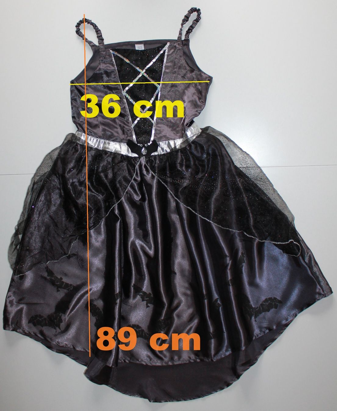 Kostüme: Costume sorcière / Hexe t. 11 - 13 ans – Gebraucht aus Peseux von CoolShoping 2
