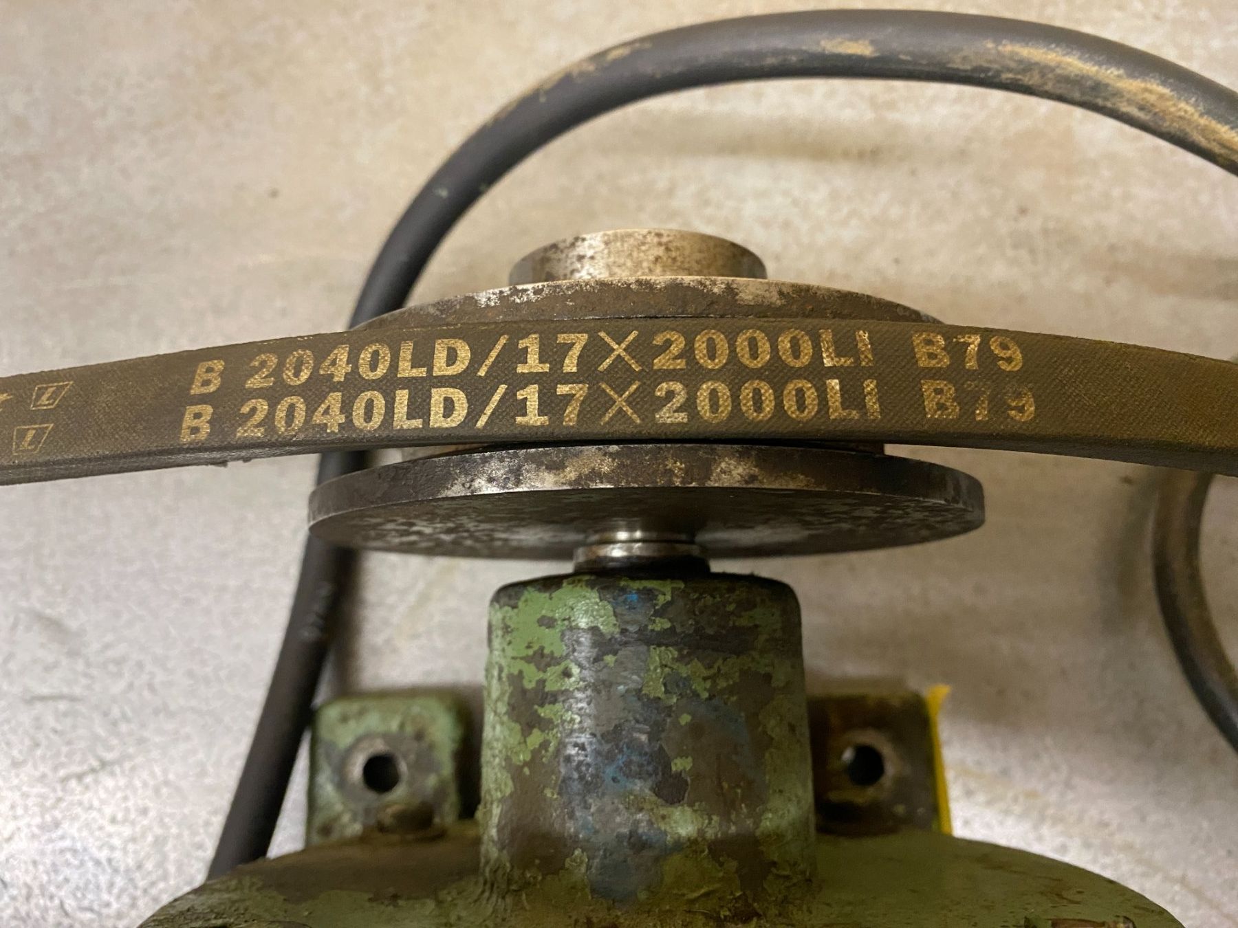 Moteurs: Alter Elektromotor – D'occasion à Schönenbuch par Laubfrosch05 7